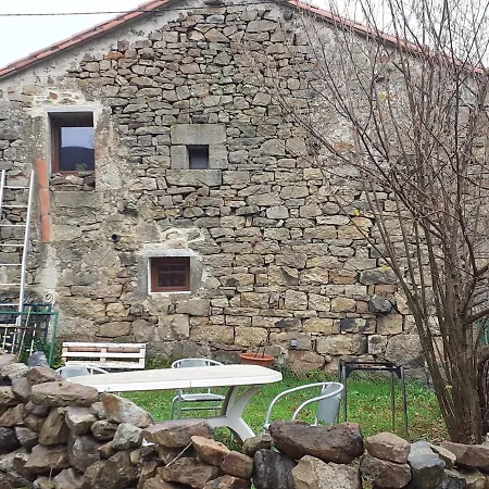 En Sel De La Carrera, Cantabria * Sel de la Carrera